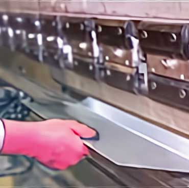 Folding - Service center - Universal Beams, Castellated Beams & Plates